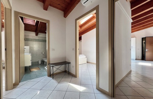 Acquabella Appartement | BIG Attico Goldoni 2 bathroom [Duomo-M4 Lin Airport]