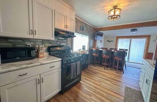 Big Bay Maison | Big Bay Getaway - Outdoor sauna and extra parking for snowmobiles & trailers!