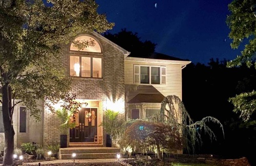 Morganville Maison | Big Beautiful Spacious Home Perfect for the Spring!
