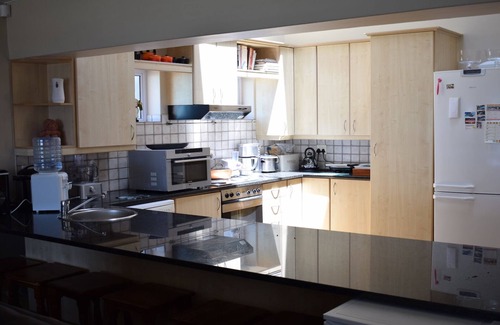 Wavecrest Maison | Grande maison moderne familiale à louer à JBay