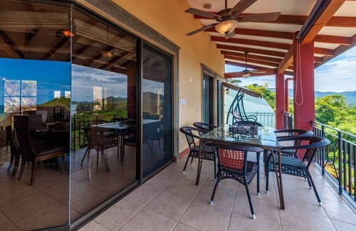 Potrero Villa | Townhome de luxe avec une vue imprenable, à seulement 5 min de Flamingo