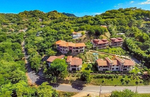 Potrero Maison | Big Hillside Villa in Potrero With Pool and Panoramic Ocean Views