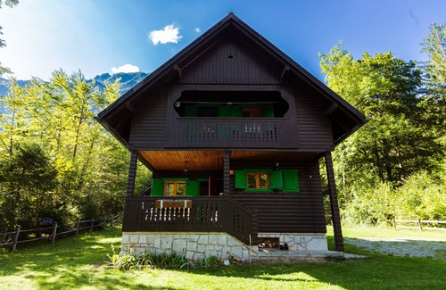 Ukanc Maison | Big holiday home Pri Metki on secluded location near Bohinj Lake