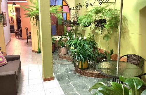 Villa Nueva Maison | Big house