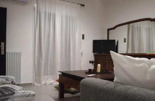 Galatsi Appartement | Big Oasis near the center of Athens