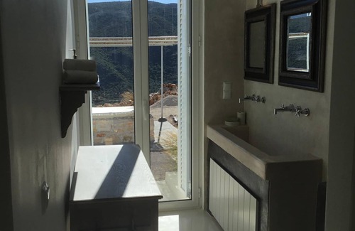 Pylos-Nestoras Villa | Eco villa dans les montagnes avec piscine privée et vue imprenable sur la mer