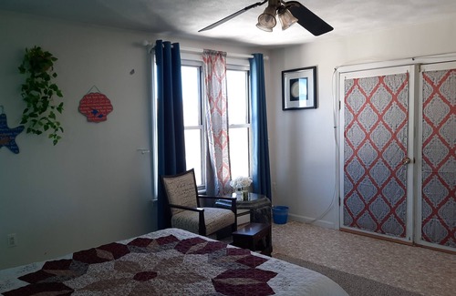 Revere Maison | Big Room With Private Bathroom In House Right Across Ocean And Beach!