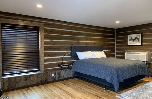 Lake Itasca Hôtel | {Big Timbers} Lodging next to North Entrance of Itasca State Park
