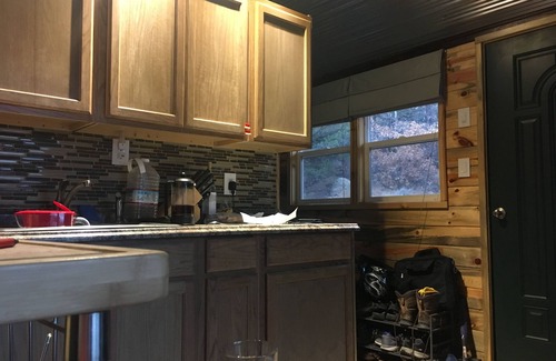 Cotopaxi Maison | Big Tiny Home w/ Huge Deck w/ amazing views of the Sangre Mountains (Off-Grid)