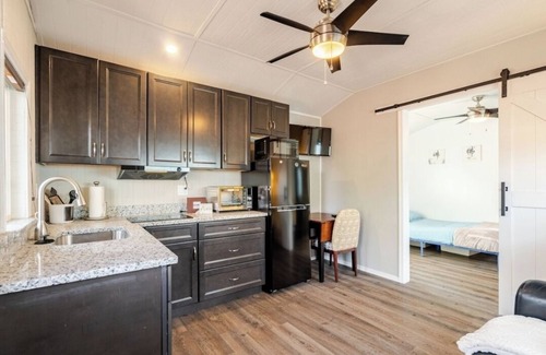 Palo Verde Maison | BIG Tiny house near U of A