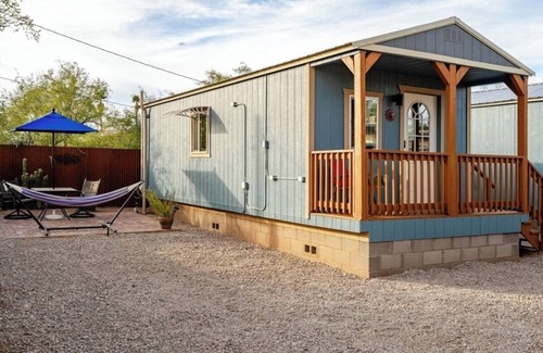 Palo Verde Maison | BIG Tiny house near U of A