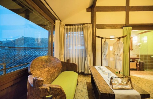 Gucheng Maison | Big Tree Guesthouse