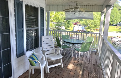 Jackson Maison | Big Water Front on Best Water at Jackson Lake!!!!