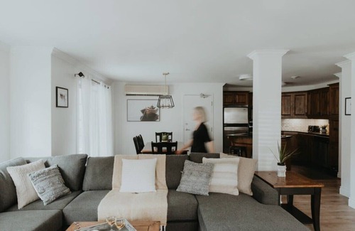 Saint-Faustin-Lac-Carre Appartement | Accès direct rando, plage & piscine au Mont-Blanc