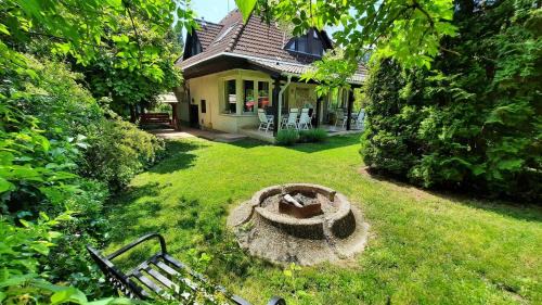 Balatonakarattya Maison | Biker Holiday Home