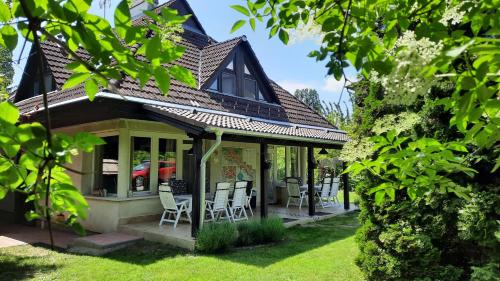 Balatonakarattya Maison | Biker Holiday Home