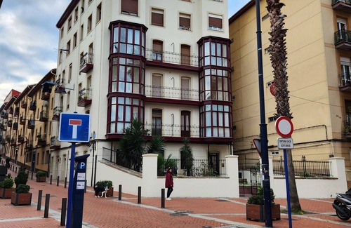 Barakaldo Copropriété | Bilbao - Baracaldo - BEC - (Netflix, Spotify)