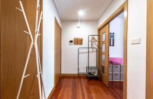 Barakaldo Appartement | Bilbao BEC with parking by Aston Rentals
