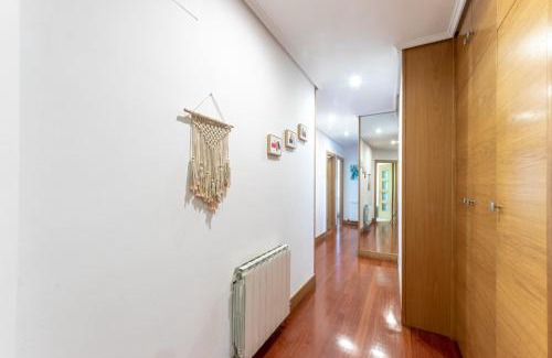Barakaldo Appartement | Bilbao BEC with parking by Aston Rentals