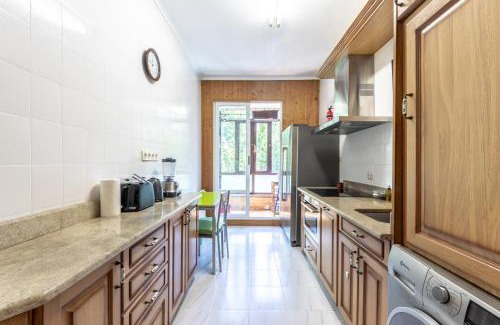 Barakaldo Appartement | Bilbao BEC with parking by Aston Rentals