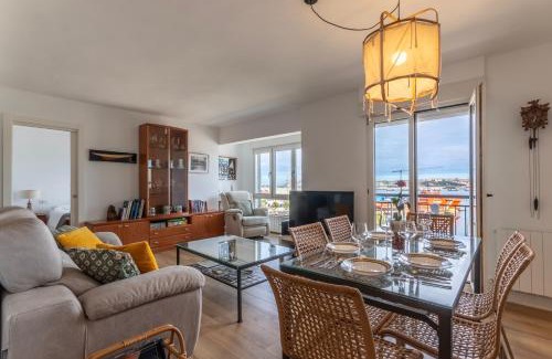 Santurtzi Appartement | Bilbao Port by Aston Rentals