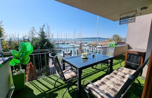 Balatonfured Appartement | Bilberry Apartman