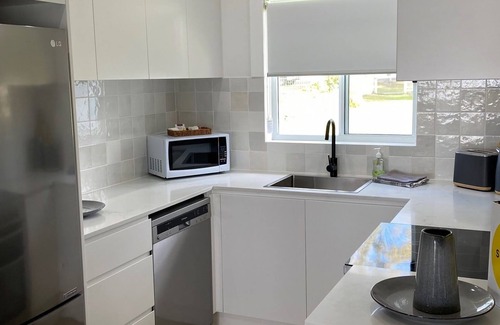 St. Georges Basin Maison | Billyz Basin by Jervis Bay Breaks