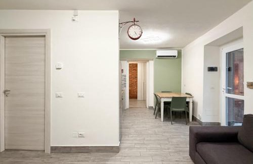 Oleggio Castello Appartement | Bilocale con Giardino a due passi dal Lago