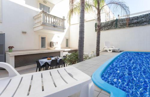 Il Monte Appartement | Bilocale Corso Italia 694 con piscina - Salento Reservation