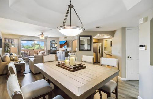 Camelback East Appartement | Biltmore Bliss Desert Retreat!