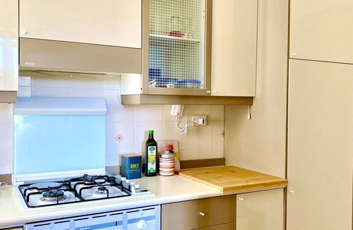 Bettolle Appartement | Bimba Apartment in Tuscany [Quiet Location, Free Parking and Wi-Fi]