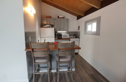 Margaretville Appartement | BInnekill Chill Apt 4, in the Village of Margaretville in the Catskill Mountains