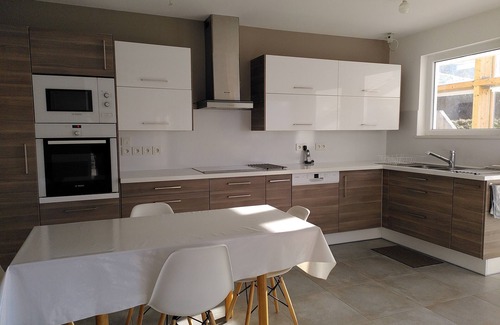 Saint-Martin-d'Uriage Villa | Maison familiale bioclimatique, proche Chamrousse et station thermale d'Uriage