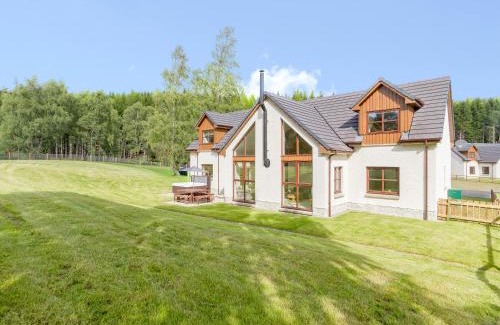 Aviemore Maison | Birch Corner