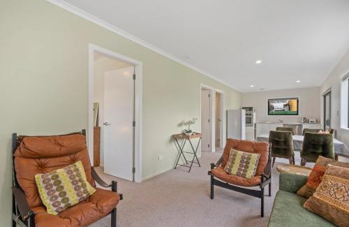 Greytown Maison | Birch Cottage - Greytown Holiday Home