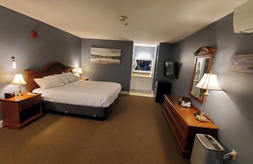 Laconia Hôtel | Birch Knoll Motel