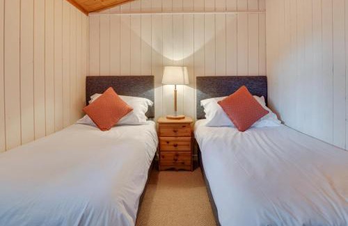 Lofthouse Maison | Birch Lodge