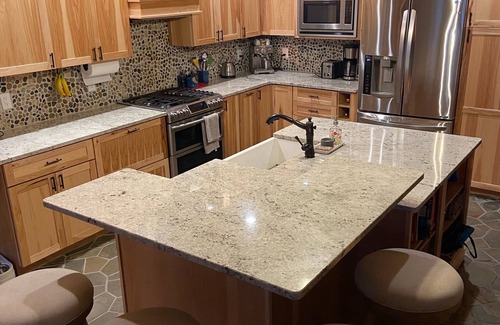 Brimley Chalet De Ski | Lake Superior Waterfront Chalet with Hot Tub-- Birch Point Rendezvous