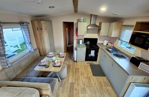 Isle of Thanet Maison | Birchington Vale Trieste - Sleeps 8, pet friendly & Family friendly