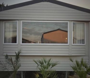 Isle of Thanet Maison | Birchington Vale Trieste - Sleeps 8, pet friendly & Family friendly