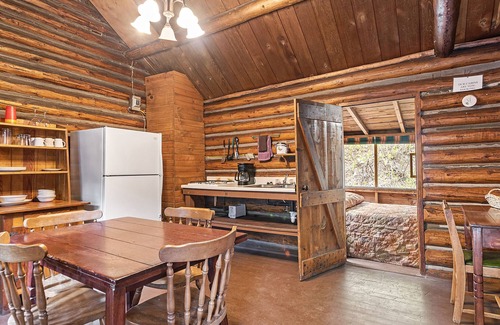 Cheyenne Crossing Cabine | Birchlodge Cabin Par Spearfish Creek
