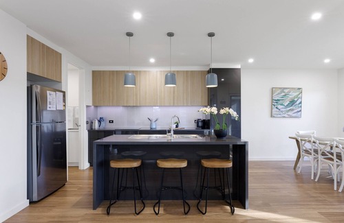 Cowes Maison | Birchwood Villa Cowes, Pool & Tennis in Complex