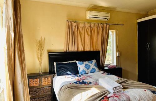 Brits Maison | Bird & Bed Farmhouse