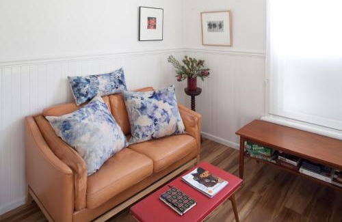 Kyneton Maison | Bird House