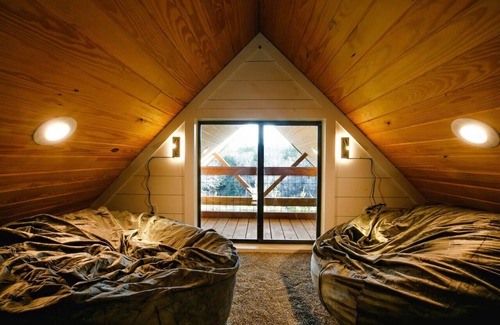 Dripping Springs Appartement | Cabin 7 · Smart & Cozy Tiny Cabin with Tesla EV Charger!