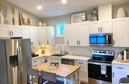 Hillsboro Maison | Birdie's: A New 2b in Downtown Hillsboro