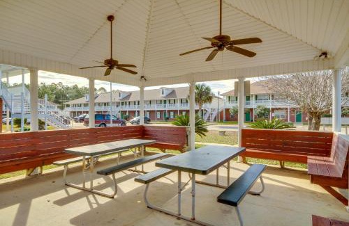 Gautier Appartement | Birding, Beaches and More Cozy Gautier Condo