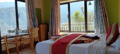 Naina Range Maison | Birds Hill View Homestay