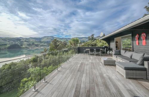 Akaroa Maison | Birdsong Bliss - Takamatua Holiday Home