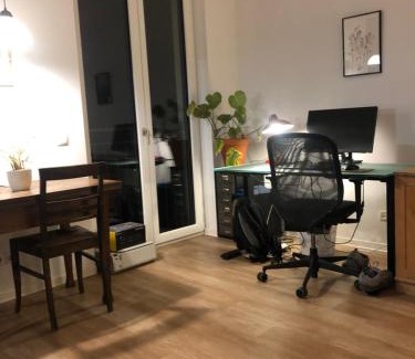 Neukoelln Appartement | Birdsong Temple